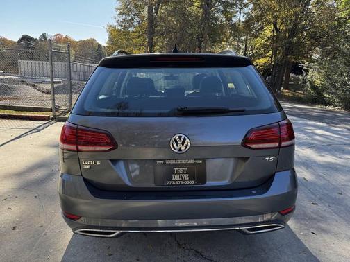2018 Volkswagen Golf SportWagen TSI SE