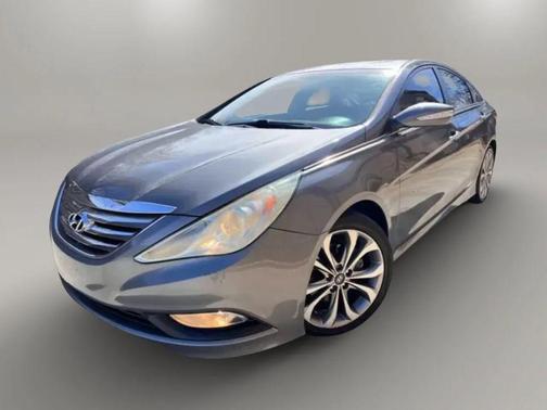 Harbor Gray Metallic 2014 Hyundai SONATA SE
