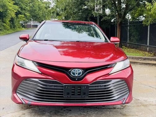 2018 Toyota Camry Hybrid XLE