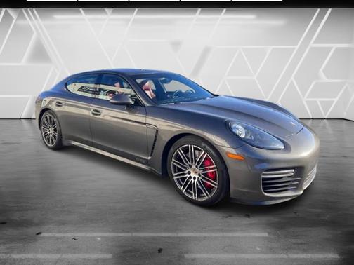 Agate Gray Metallic 2016 Porsche Panamera GTS