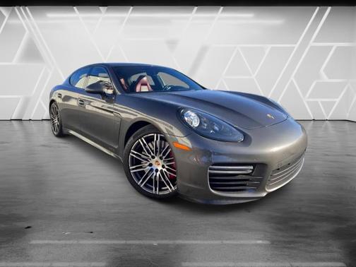 Agate Gray Metallic 2016 Porsche Panamera GTS