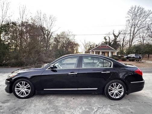 2012 Hyundai Genesis 5.0