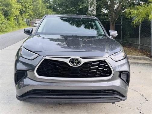 2022 Toyota Highlander L