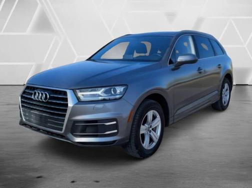Graphite Gray Metallic 2017 Audi Q7 2.0T Premium
