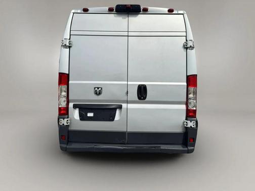 Bright Silver Clearcoat Metallic 2018 RAM ProMaster 3500 High Roof