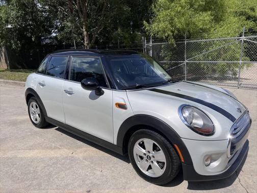 2015 MINI Hardtop Cooper