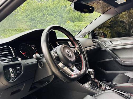 2021 Volkswagen Golf GTI 2.0T S DSG