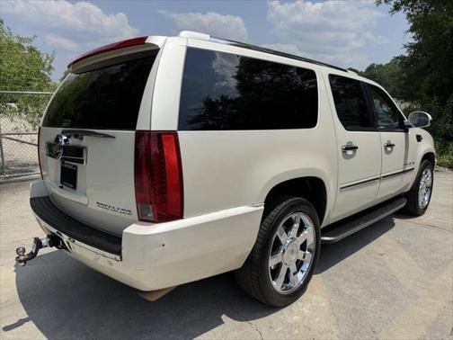 2014 Cadillac Escalade ESV Luxury