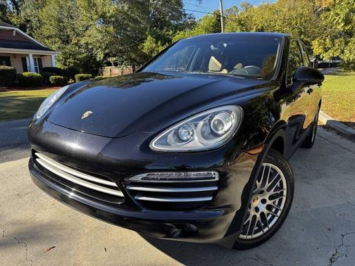 2014 Porsche Cayenne Platinum Edition