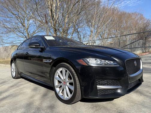 2016 Jaguar XF 35t R-Sport