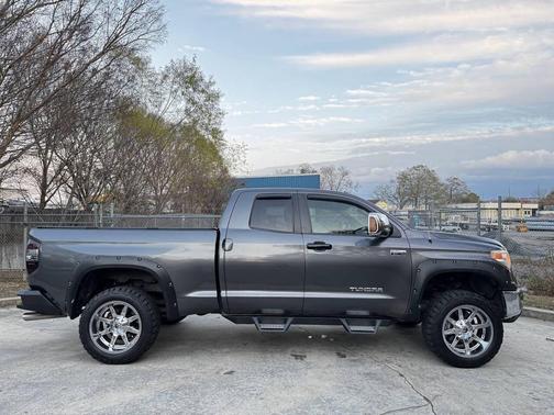 2015 Toyota Tundra SR5