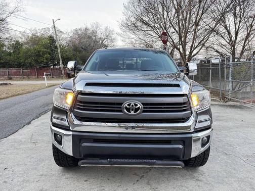 2015 Toyota Tundra SR5