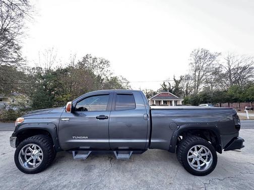 2015 Toyota Tundra SR5