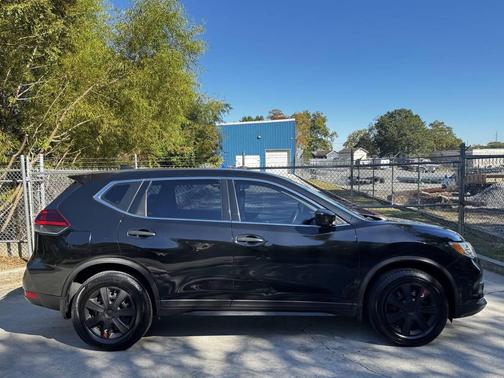 2018 Nissan Rogue S