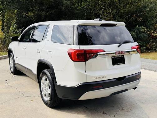 2019 GMC Acadia SLE-1