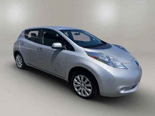 Brilliant Silver 2014 Nissan Leaf S