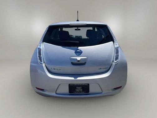 Brilliant Silver 2014 Nissan Leaf S