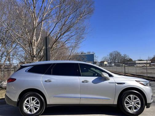 2019 Buick Enclave Essence