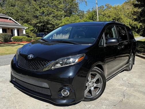 2017 Toyota Sienna SE