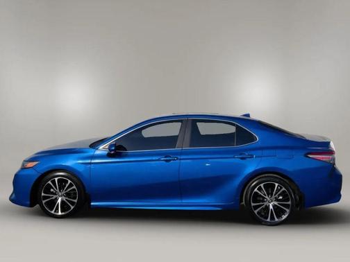 Blue Streak Metallic 2018 Toyota Camry L