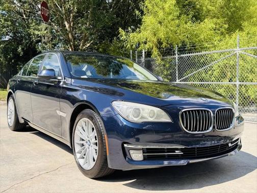 2013 BMW 750 i xDrive