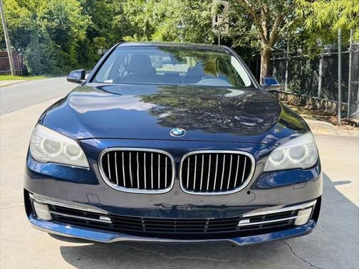2013 BMW 750 i xDrive