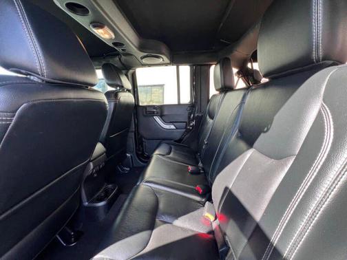 2014 Jeep Wrangler Unlimited Rubicon