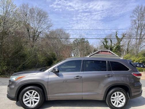 2015 Toyota Highlander LE