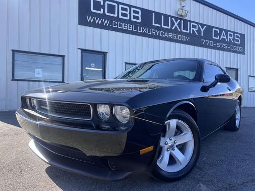 2013 Dodge Challenger SXT