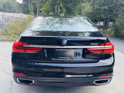 2018 BMW 740 740i 4dr Sedan