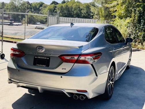 2019 Toyota Camry SE