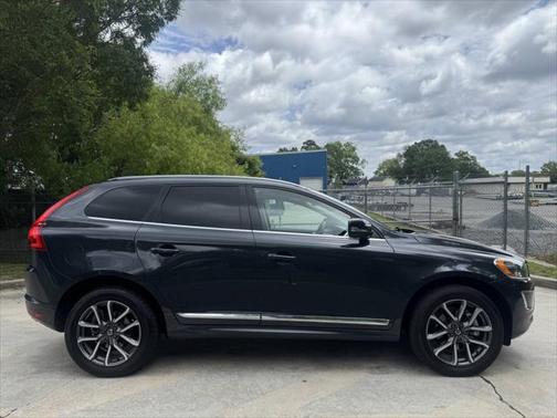 2016 Volvo XC60 T5 Drive-E Premier