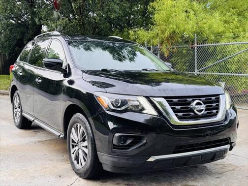 2019 Nissan Pathfinder S