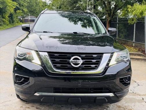 2019 Nissan Pathfinder S