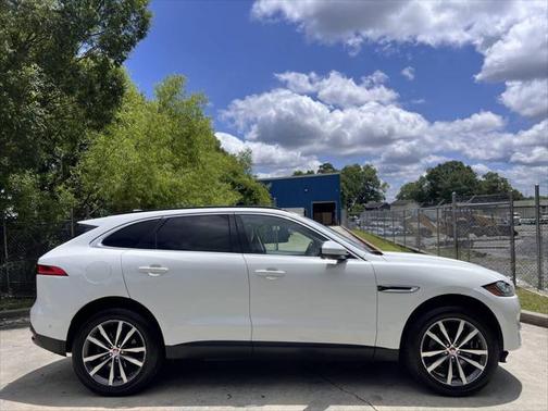 2018 Jaguar F-PACE 25t Prestige