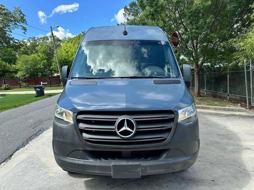 2019 Mercedes-Benz Sprinter 2500 Standard Roof
