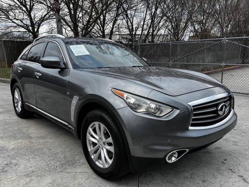 2015 INFINITI QX70 Base