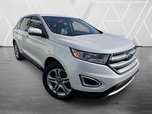 White Platinum Metallic Tri-Coat 2018 Ford Edge Titanium