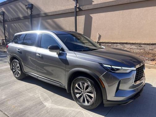 2022 INFINITI QX60 Pure