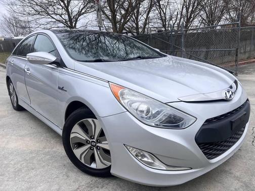 2015 Hyundai SONATA Hybrid Limited