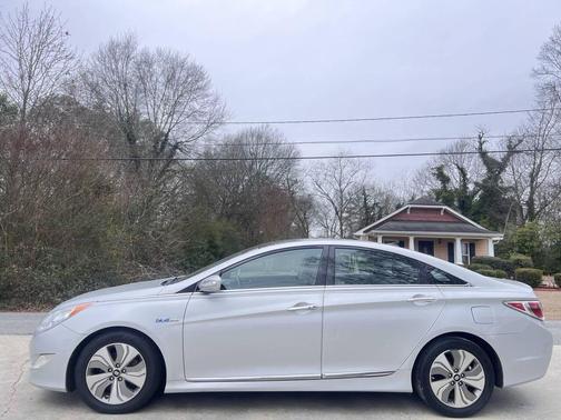 2015 Hyundai SONATA Hybrid Limited