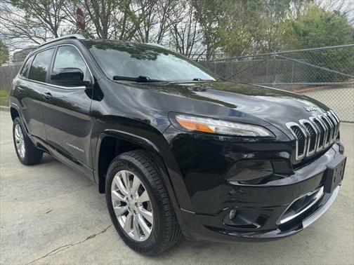 2017 Jeep Cherokee Overland