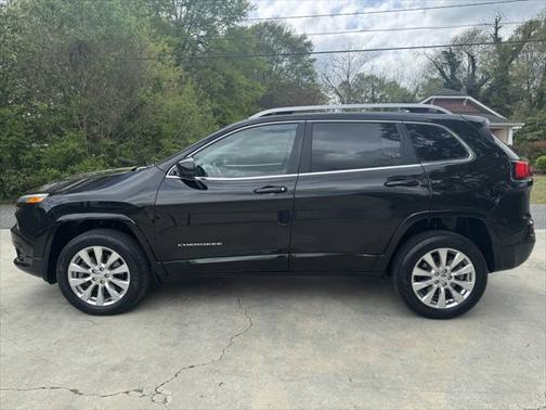 2017 Jeep Cherokee Overland