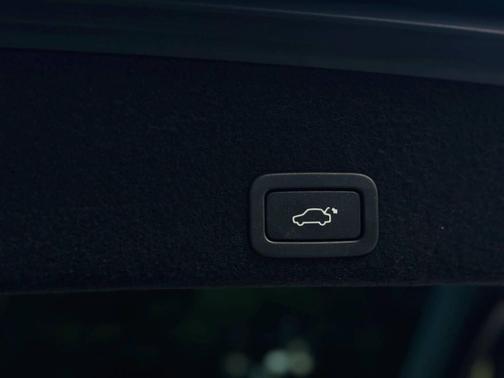 2016 Volvo XC60 T5 Drive-E Premier