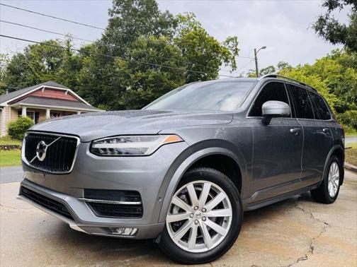 2018 Volvo XC90 T5 Momentum