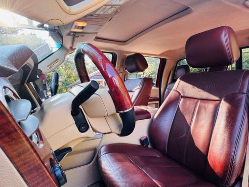Ruby Red Metallic Tinted Clearcoat 2014 Ford F-250 King Ranch