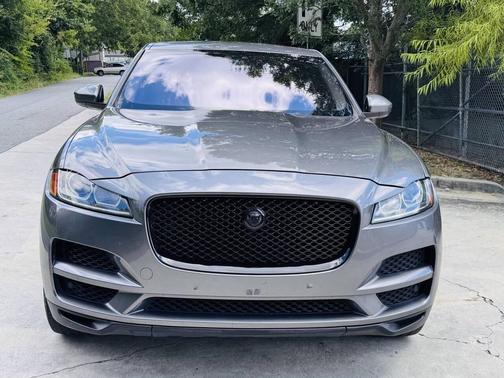 2018 Jaguar F-PACE 30t Premium