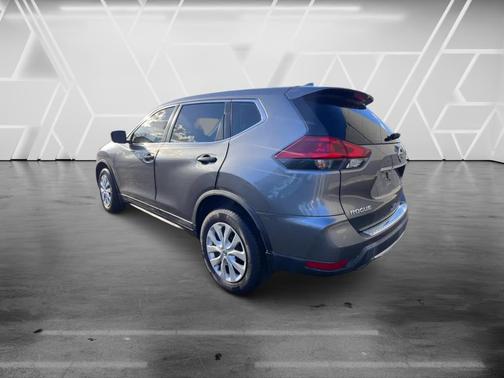 Gun Metallic 2018 Nissan Rogue S