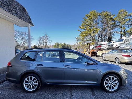 2015 Volkswagen Golf SportWagen TSI SE 4-Door
