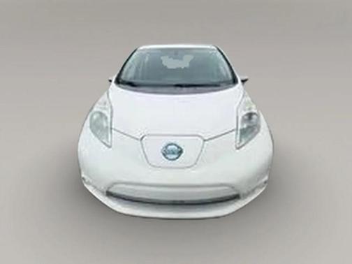 Glacier White 2015 Nissan Leaf S